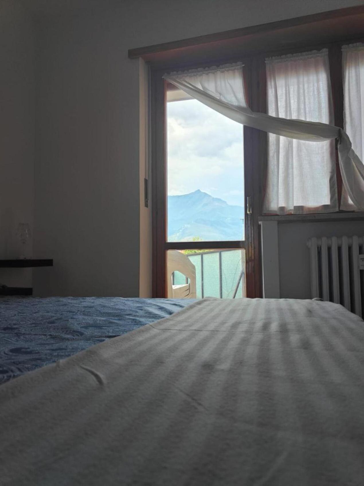 Apartament Casa Con Terrazzo E Vista Chiomonte Zewnętrze zdjęcie